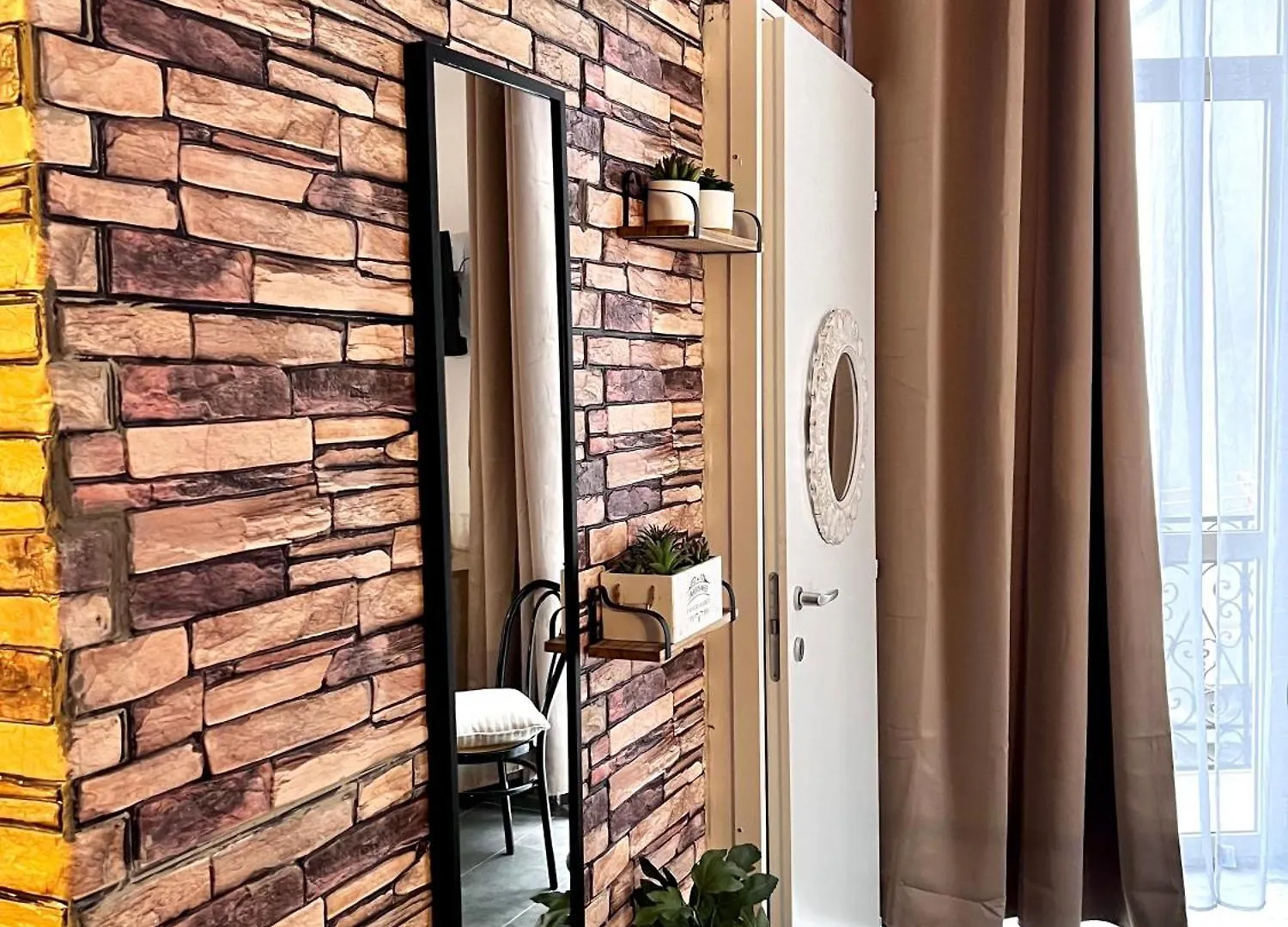 Apartment La Porta Accanto Naples